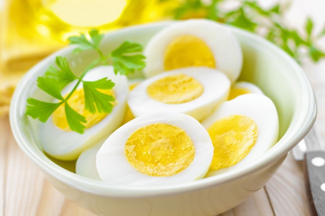 Nem is hinné, mennyit bajt előz meg, ha rendszeresen eszik főtt tojást!